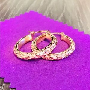 59.) New Rose Gold Engraved Hoop Earrings